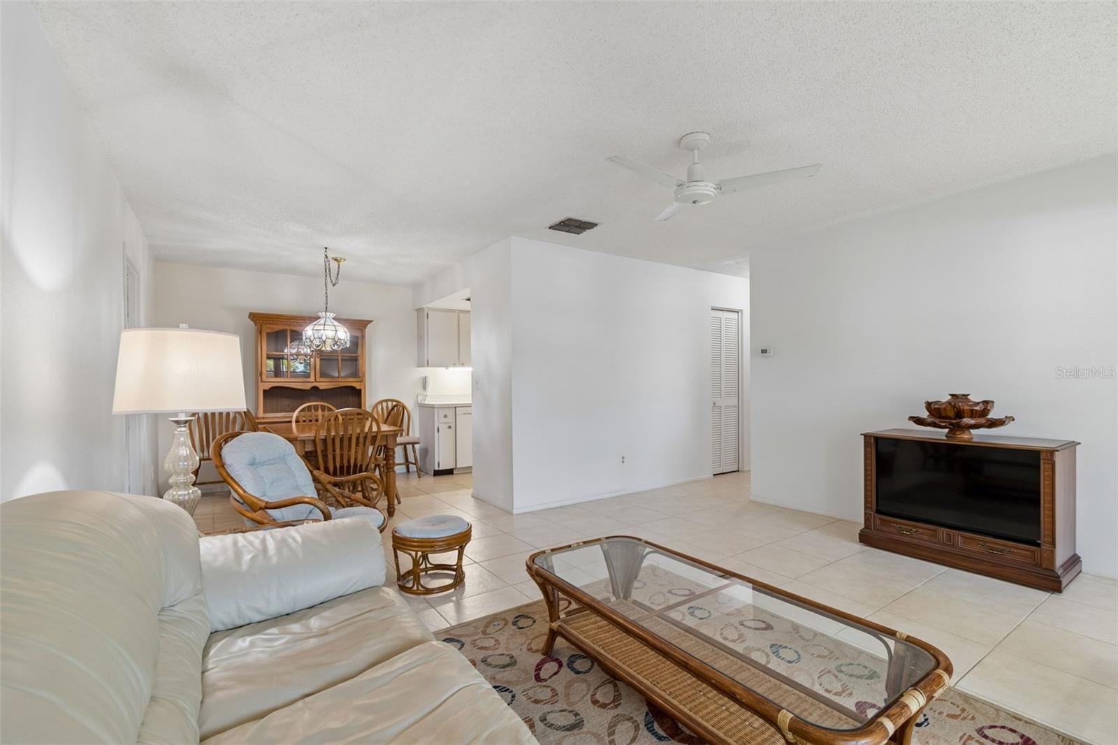 Image 9 of 37 For 2150 Shelly Drive B