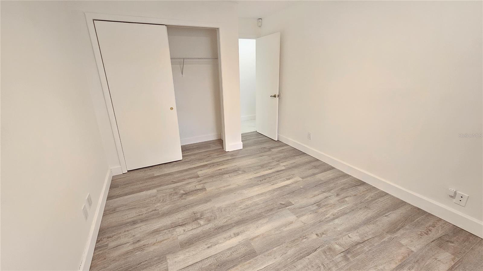 Image 17 of 47 For 2626 Wendover Terrace