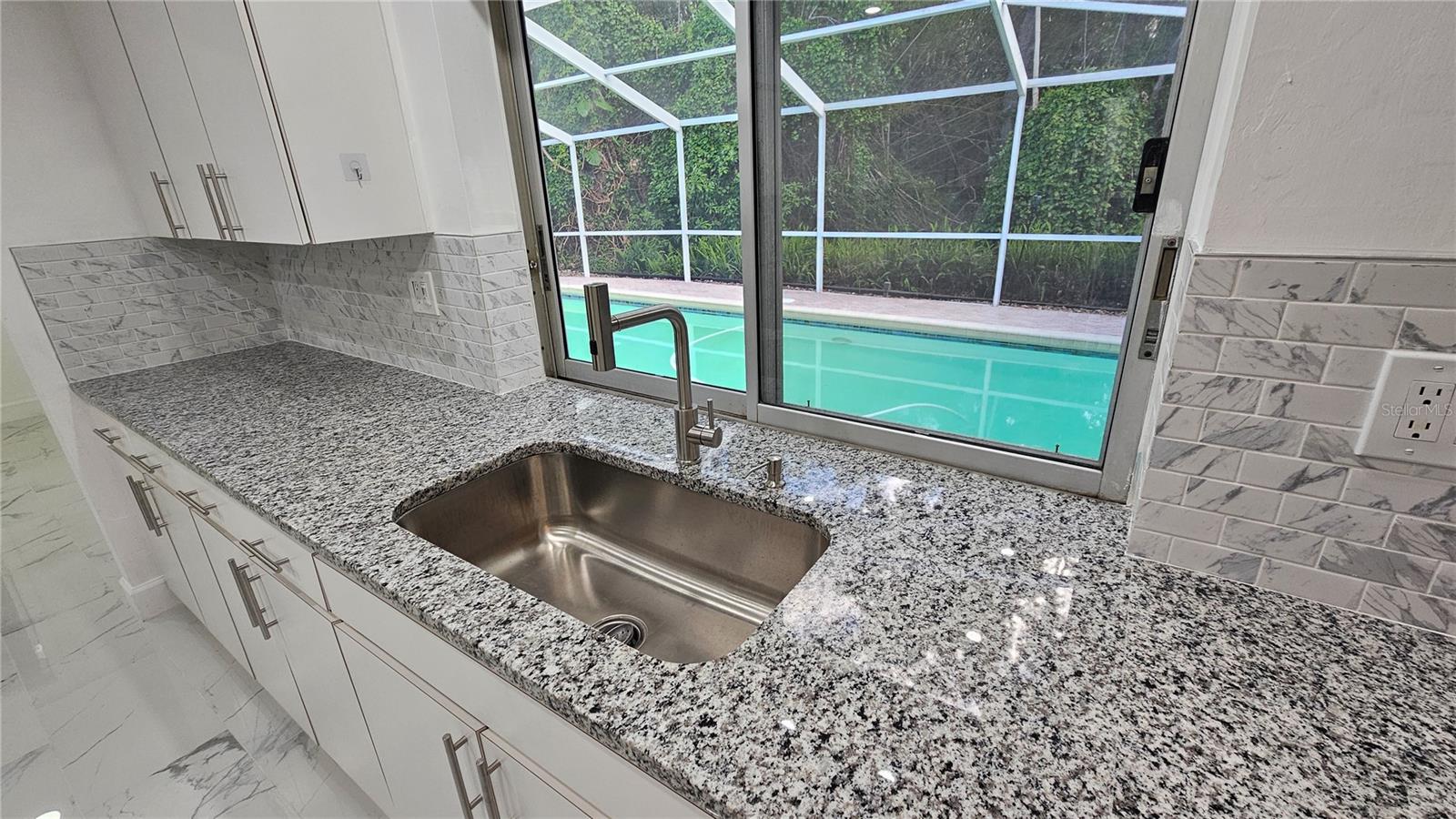 Image 25 of 47 For 2626 Wendover Terrace