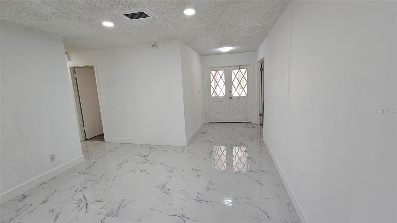 Image 5 of 47 For 2626 Wendover Terrace