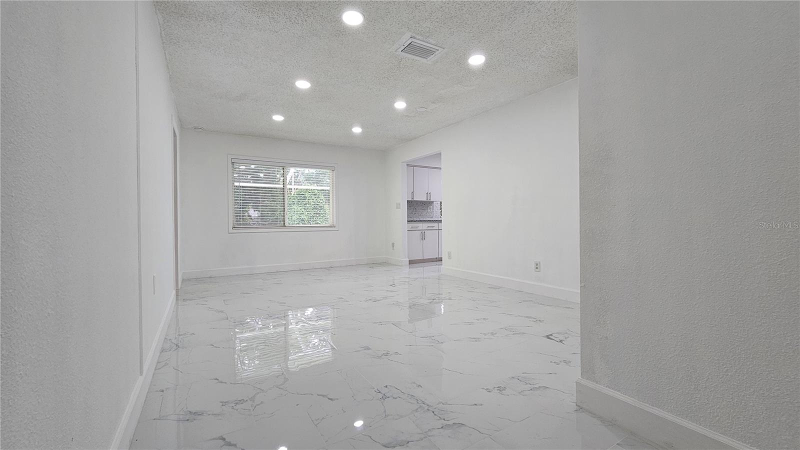 Image 6 of 47 For 2626 Wendover Terrace