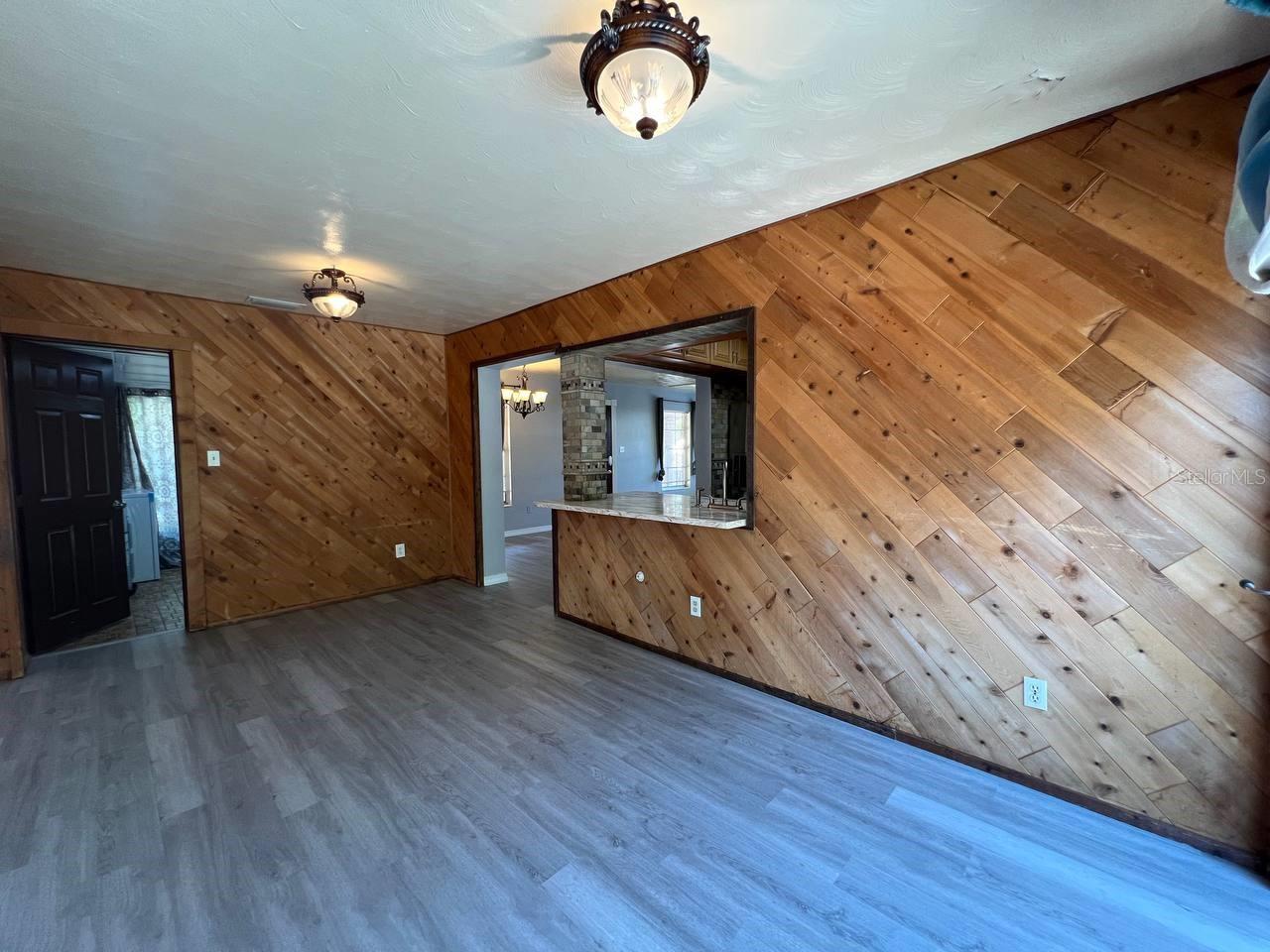 Image 14 of 31 For 6206 Richard Avenue