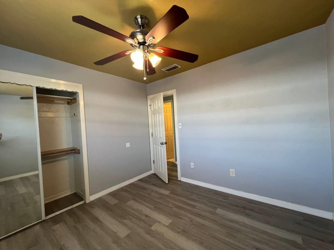 Image 20 of 31 For 6206 Richard Avenue