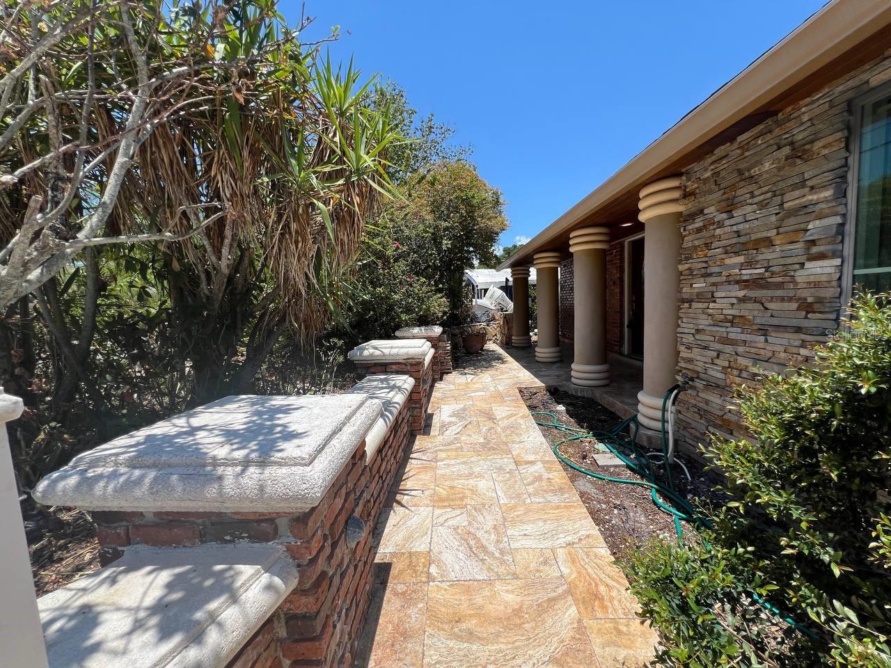 Image 4 of 31 For 6206 Richard Avenue