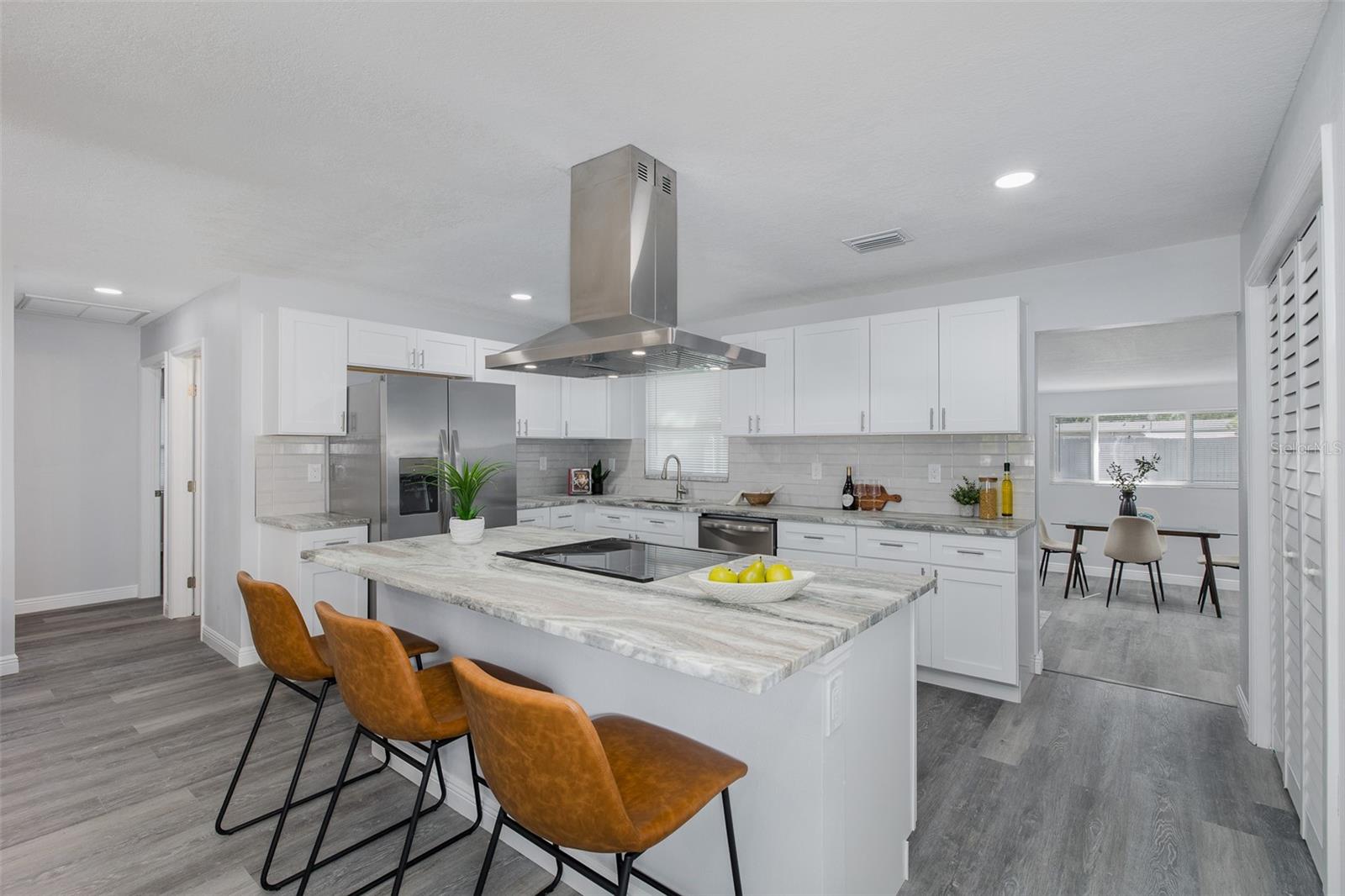 Image 14 of 40 For 7235 15th Street N