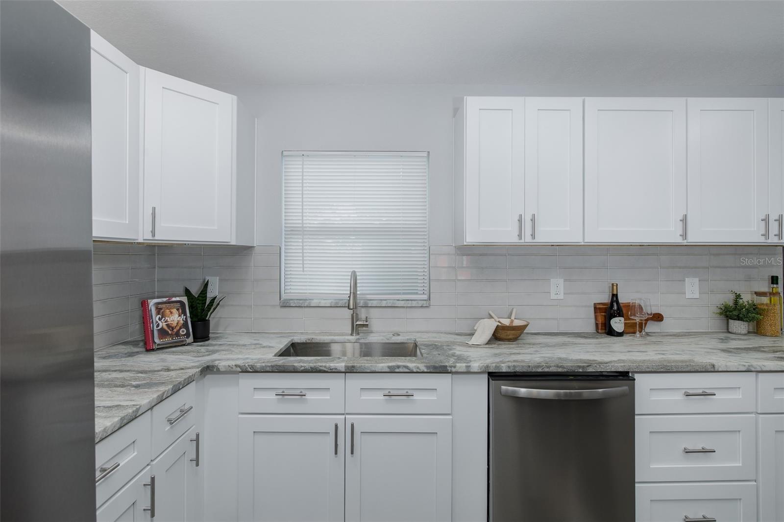 Image 15 of 40 For 7235 15th Street N