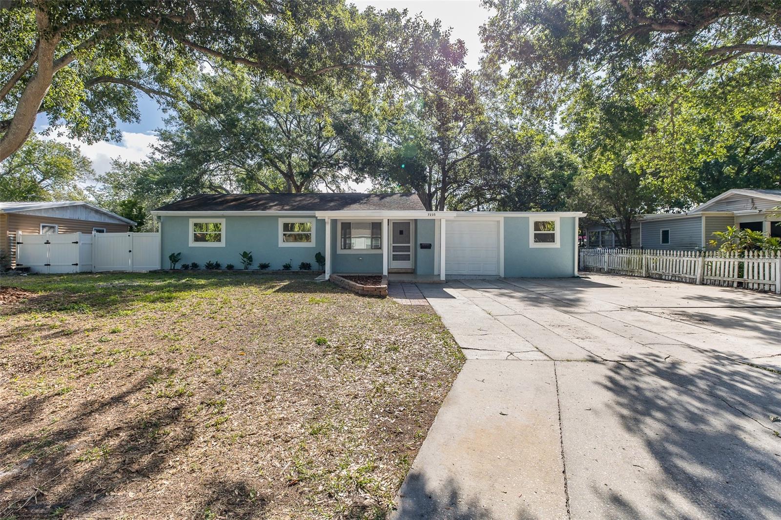 Image 2 of 40 For 7235 15th Street N