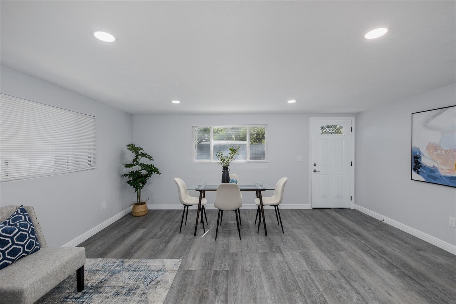 Image 25 of 40 For 7235 15th Street N