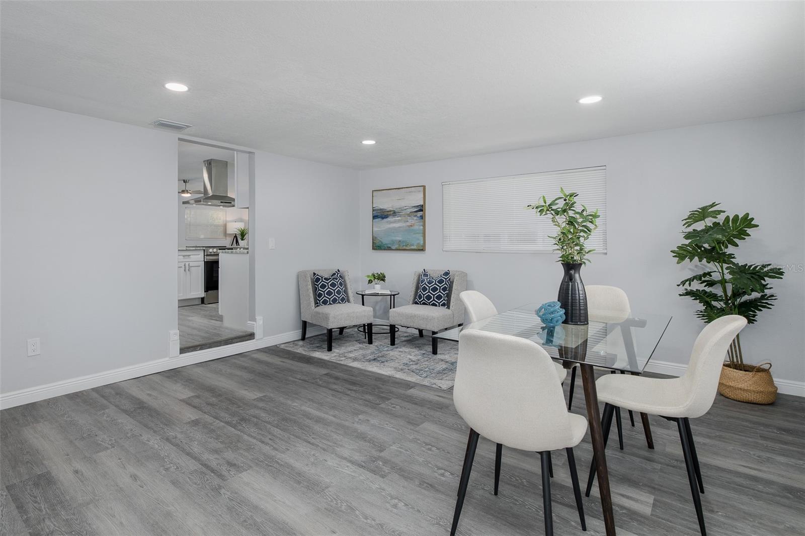 Image 26 of 40 For 7235 15th Street N