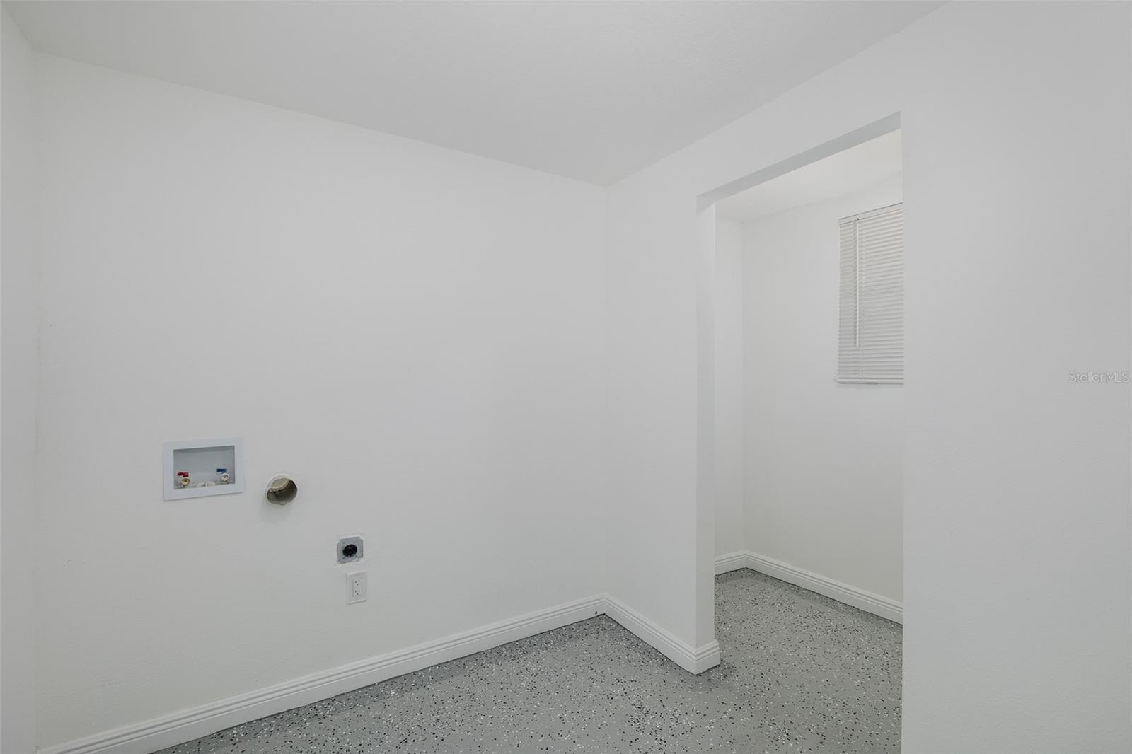 Image 35 of 40 For 7235 15th Street N