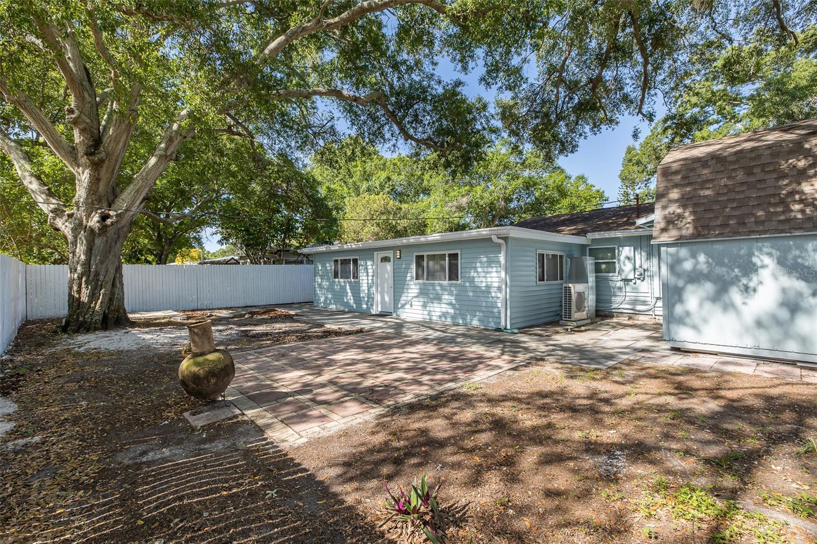 Image 37 of 40 For 7235 15th Street N