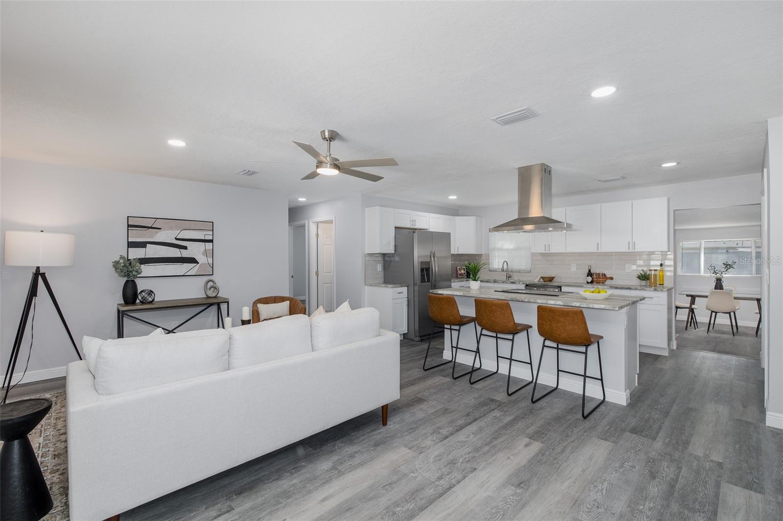 Image 8 of 40 For 7235 15th Street N