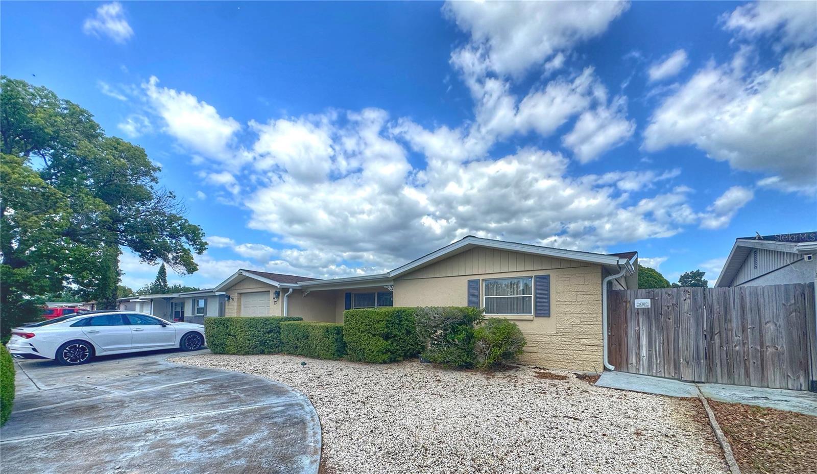 Image 22 of 23 For 3632 Morley Drive