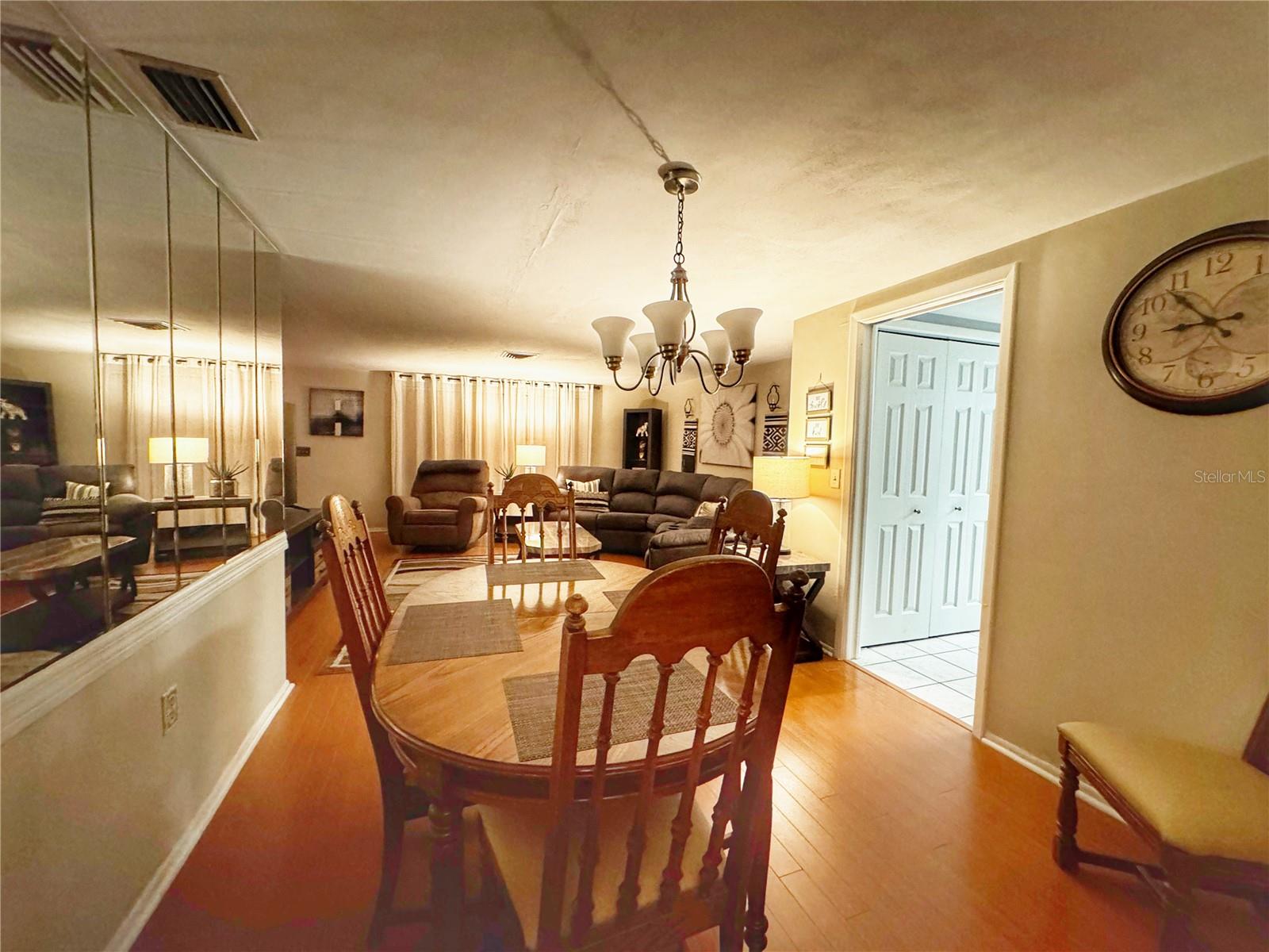 Image 4 of 23 For 3632 Morley Drive