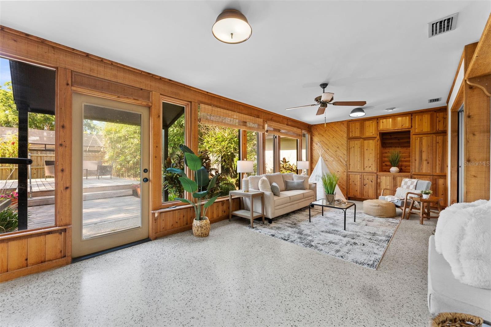 Image 18 of 58 For 1502 Haven Bend