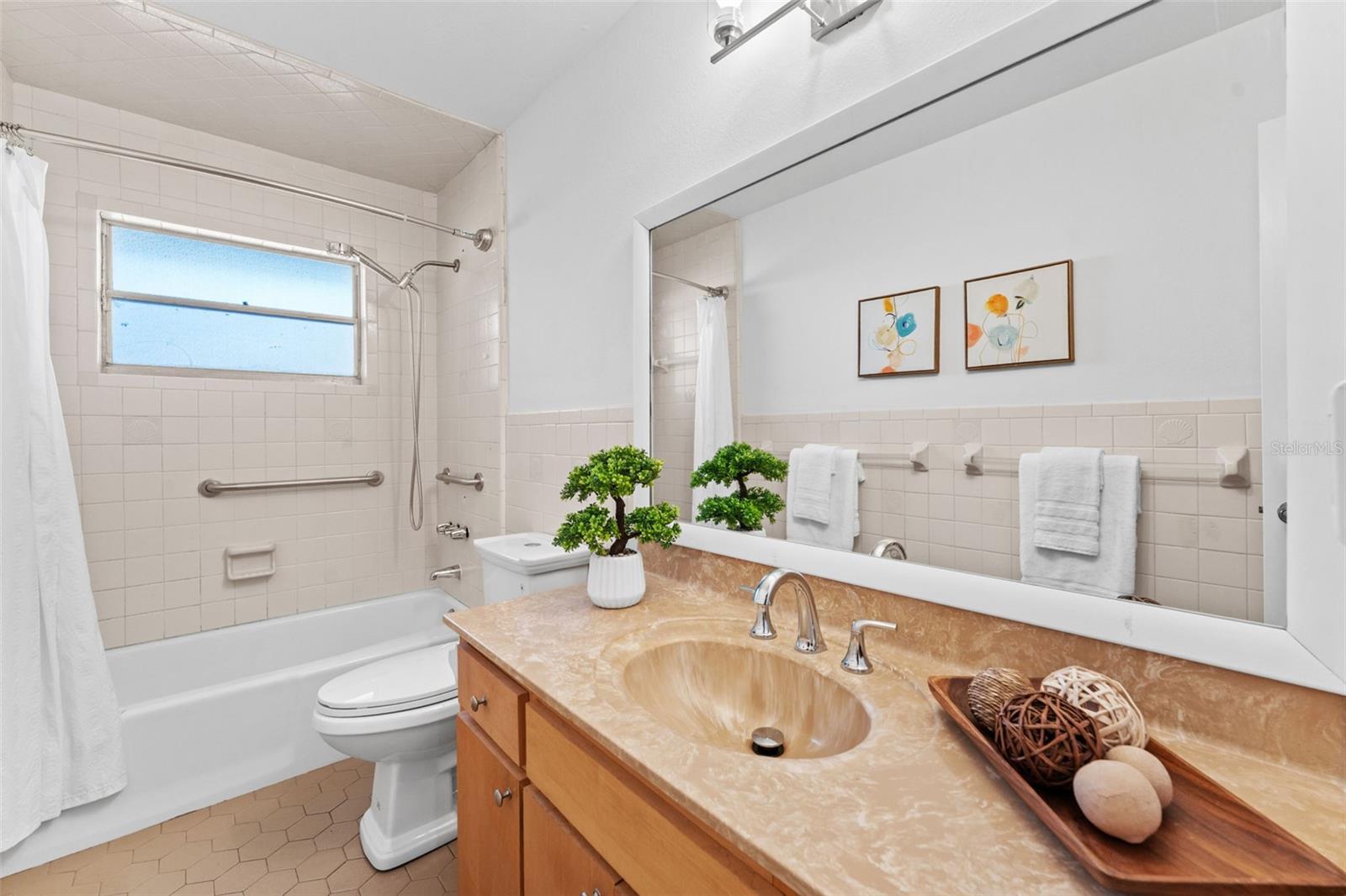 Image 37 of 58 For 1502 Haven Bend