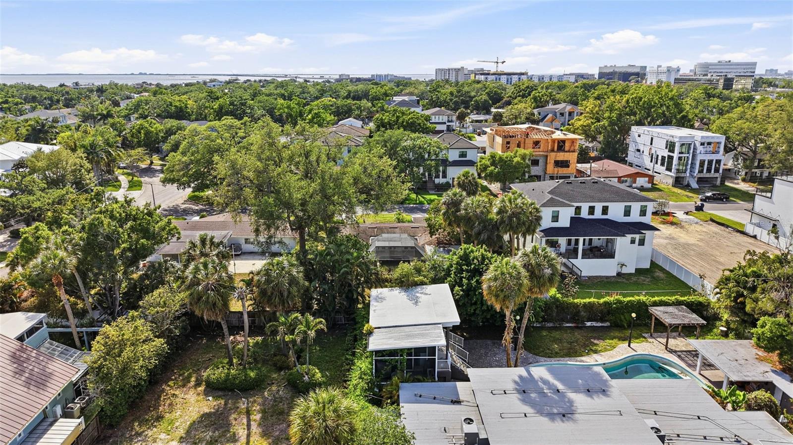 Image 12 of 18 For 214 Occident Street