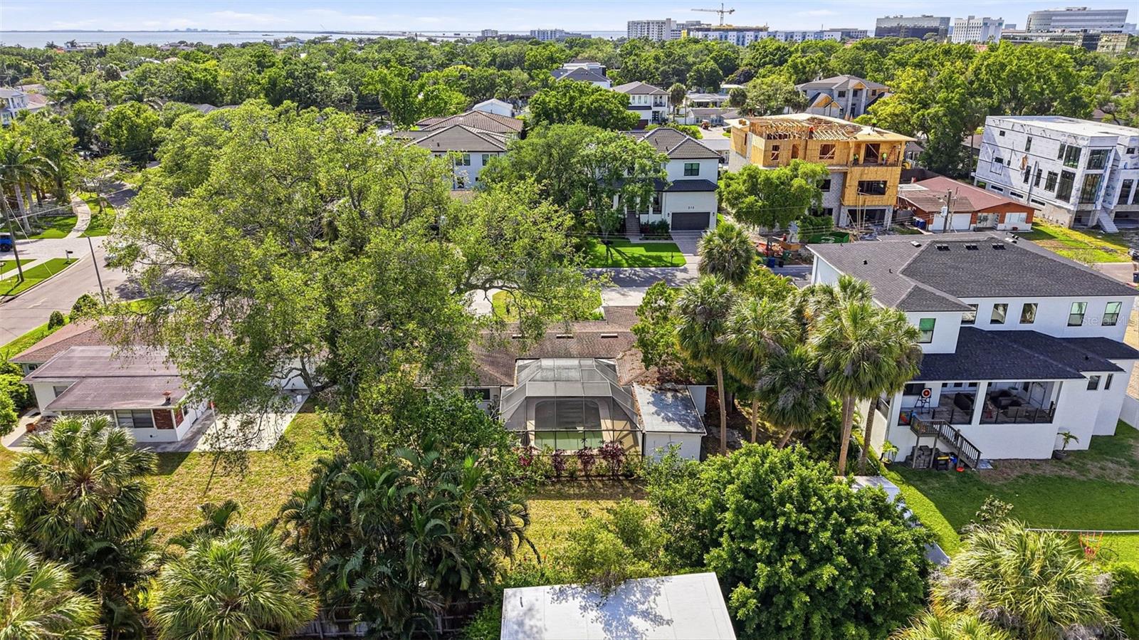 Image 13 of 18 For 214 Occident Street