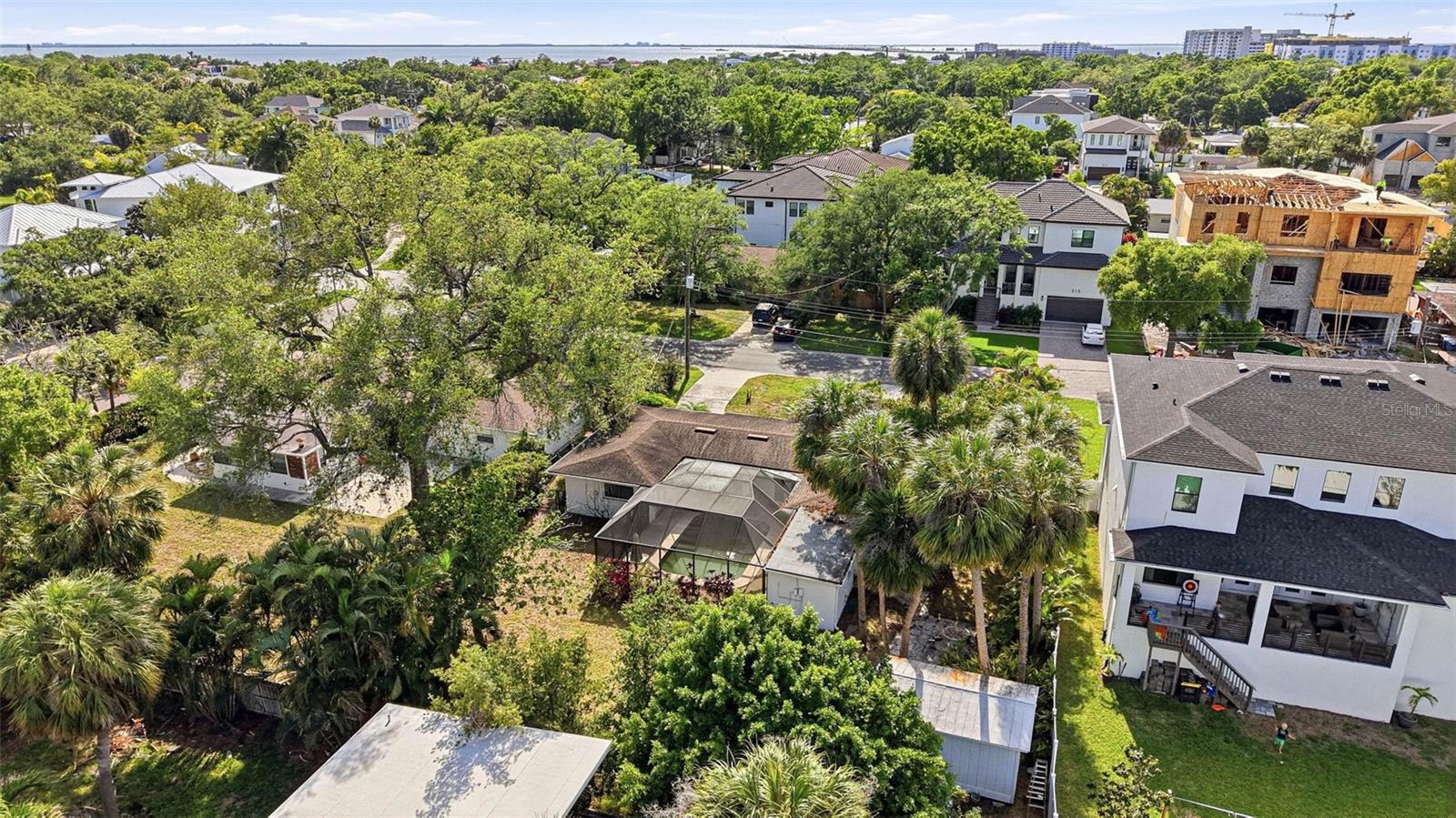 Image 14 of 18 For 214 Occident Street