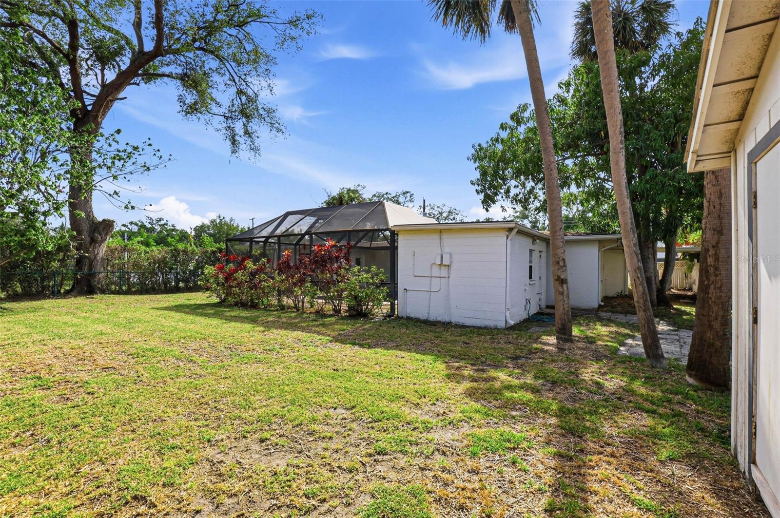 Image 8 of 18 For 214 Occident Street