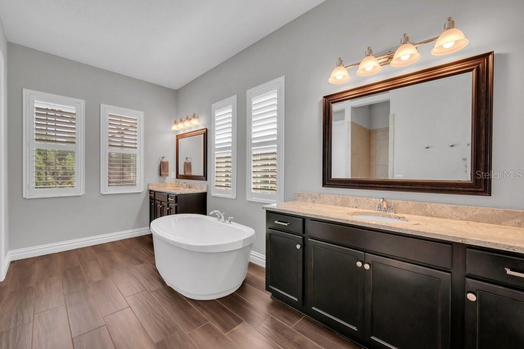 Image 23 of 56 For 14908 Bassinger Lane