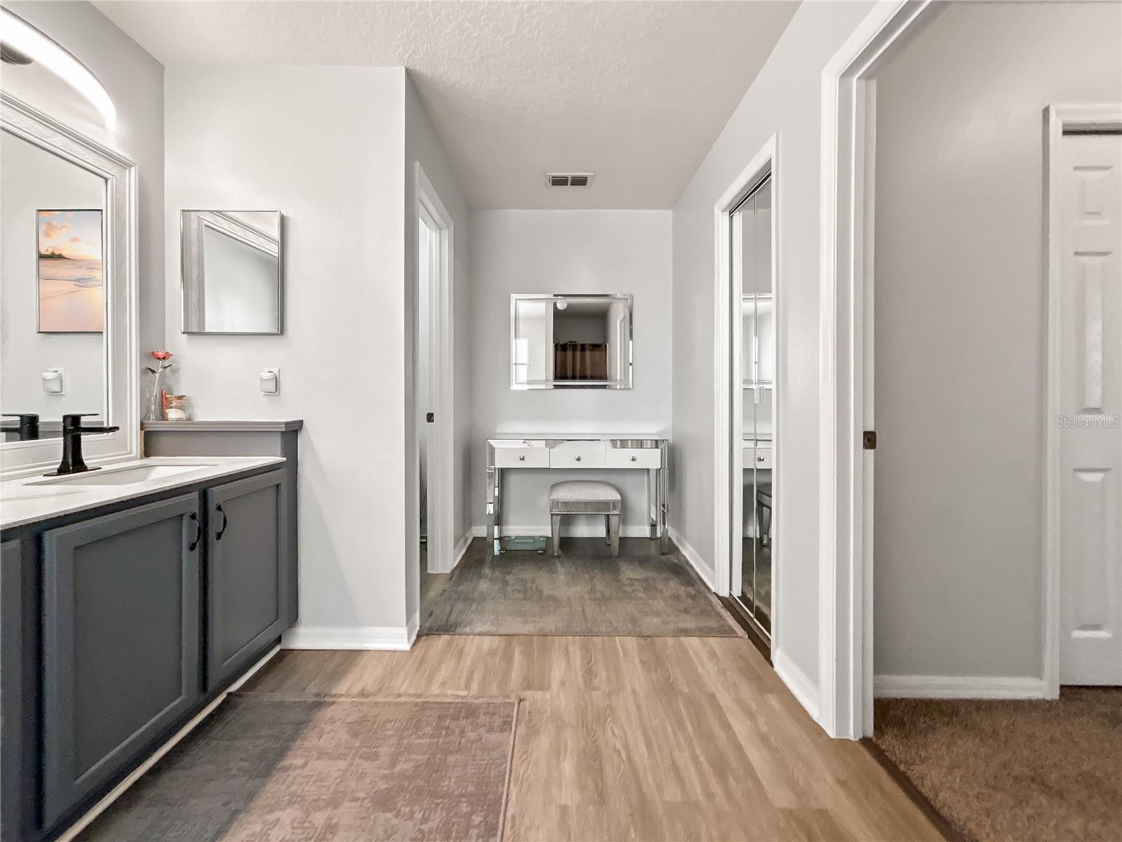 Image 23 of 34 For 654 Skyridge Road