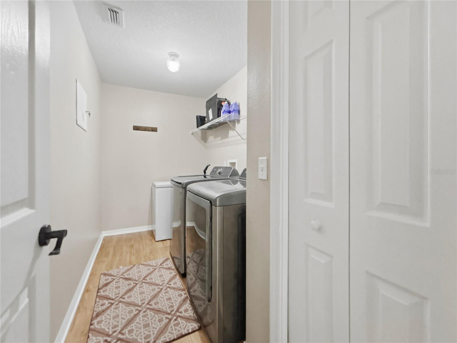 Image 29 of 34 For 654 Skyridge Road