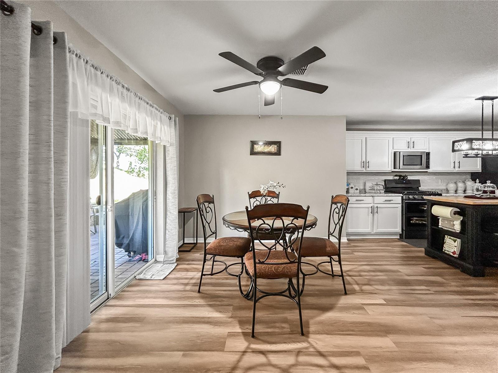 Image 9 of 34 For 654 Skyridge Road