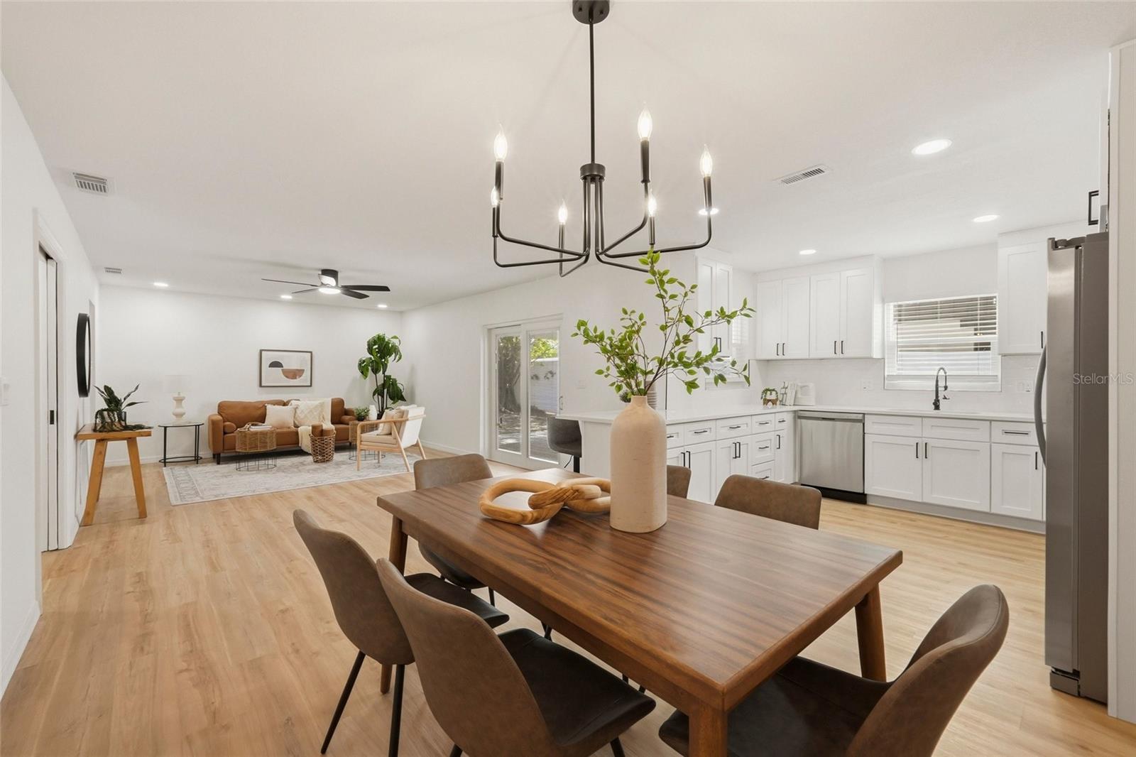 Image 12 of 30 For 9516 Merrimoor Boulevard