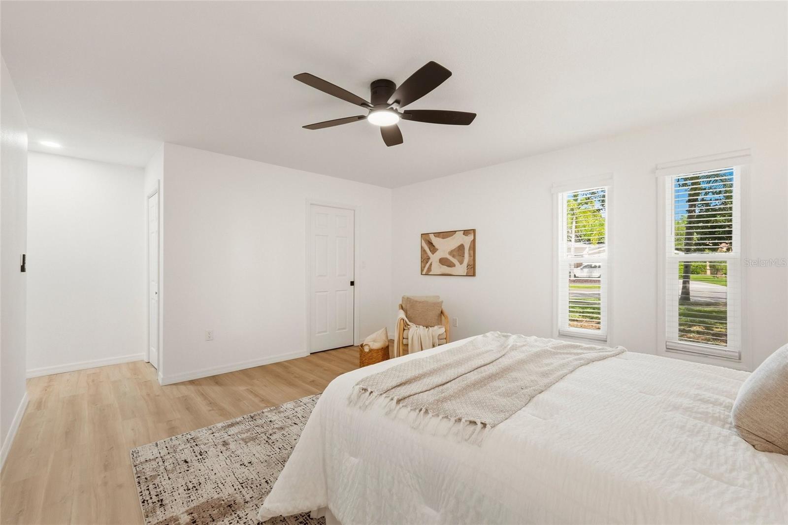 Image 17 of 30 For 9516 Merrimoor Boulevard