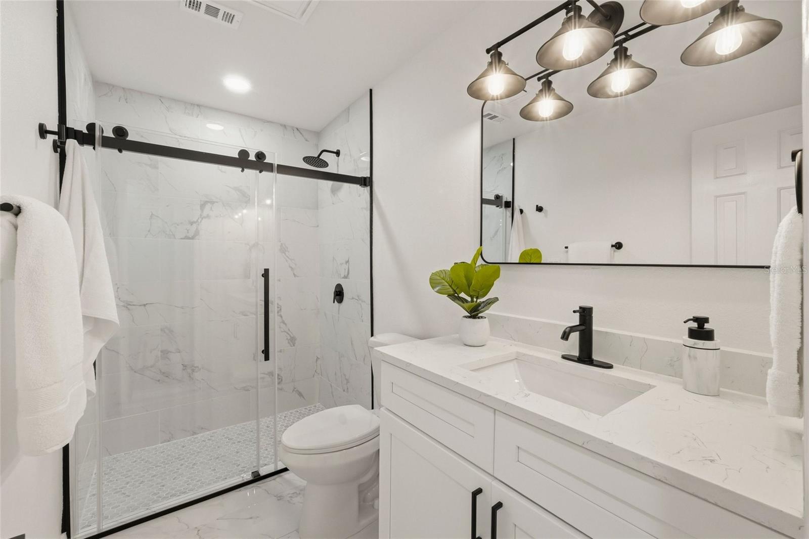 Image 20 of 30 For 9516 Merrimoor Boulevard