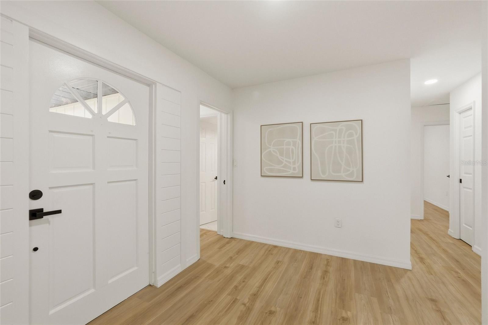 Image 3 of 30 For 9516 Merrimoor Boulevard