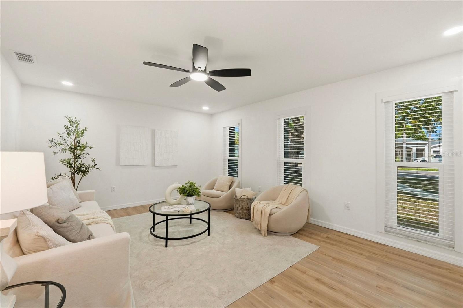Image 6 of 30 For 9516 Merrimoor Boulevard