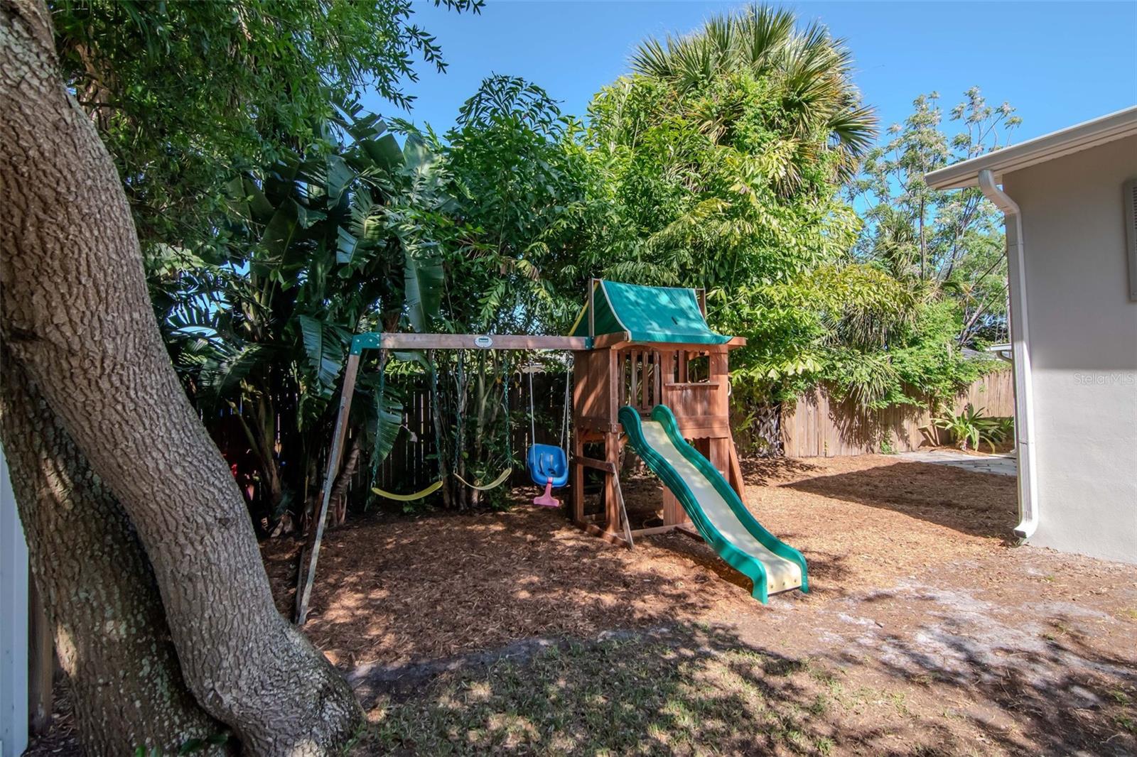 Image 26 of 29 For 4609 Cooper Place