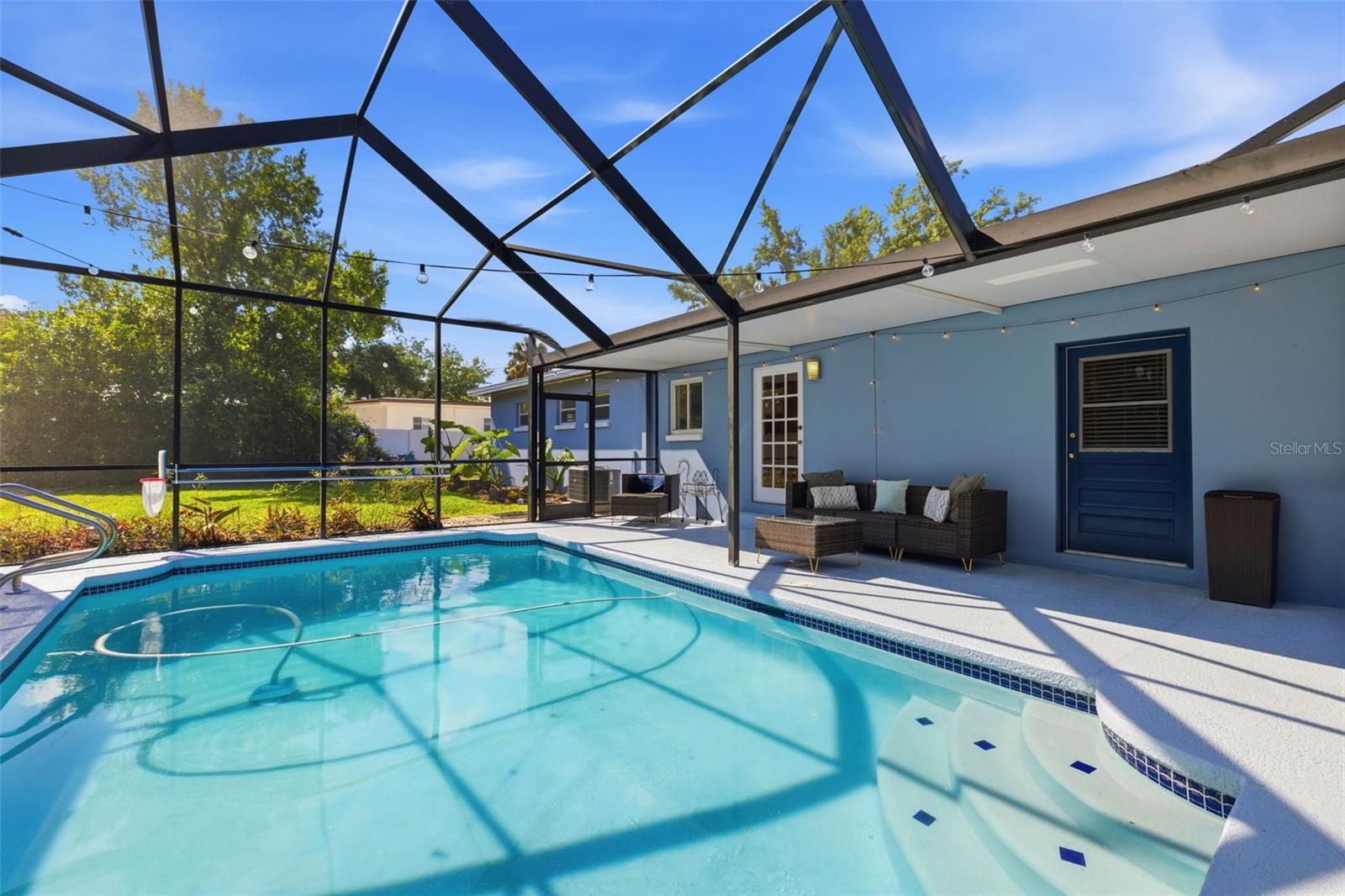 Image 26 of 38 For 308 Live Oak Avenue