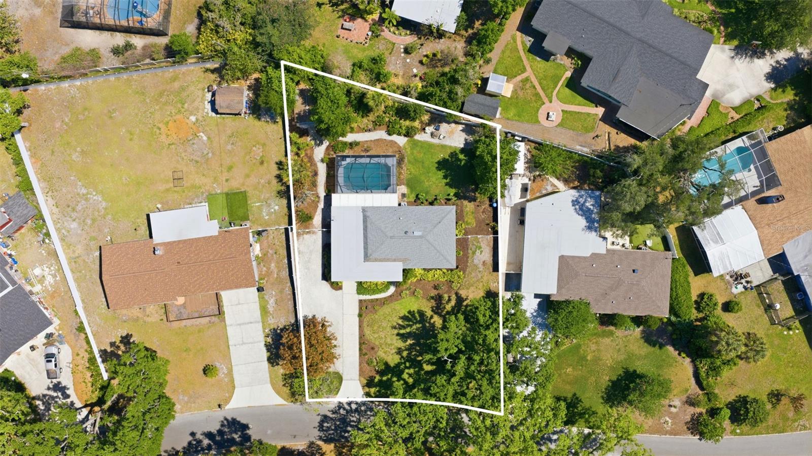 Image 36 of 38 For 308 Live Oak Avenue