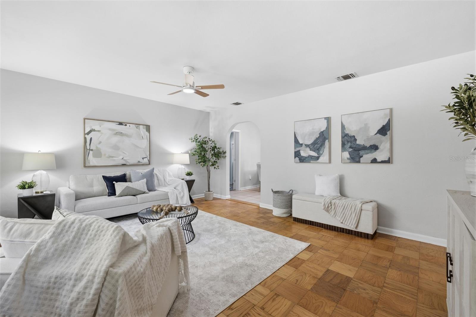 Image 6 of 38 For 308 Live Oak Avenue