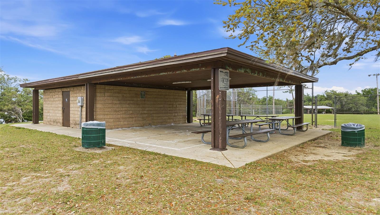 Image 27 of 35 For 8315 37th Street