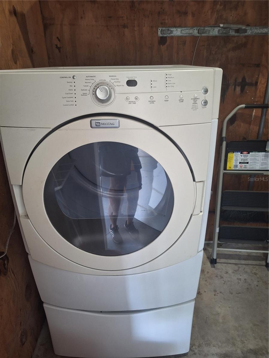 Image 22 of 28 For 8916 Narcissus Avenue