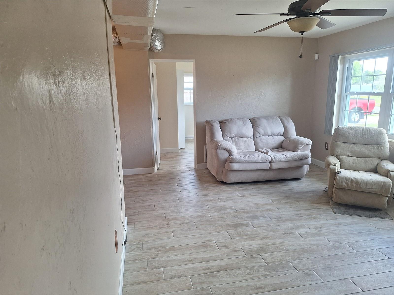 Image 7 of 28 For 8916 Narcissus Avenue