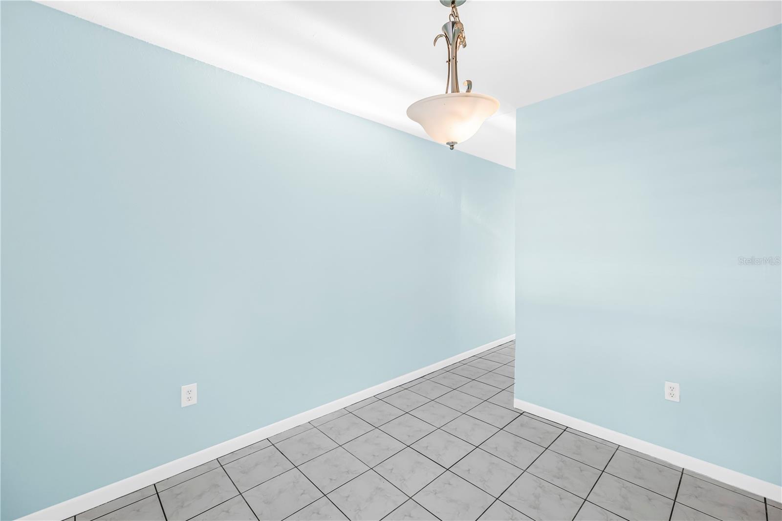 Image 12 of 44 For 3795 41st Lane S H