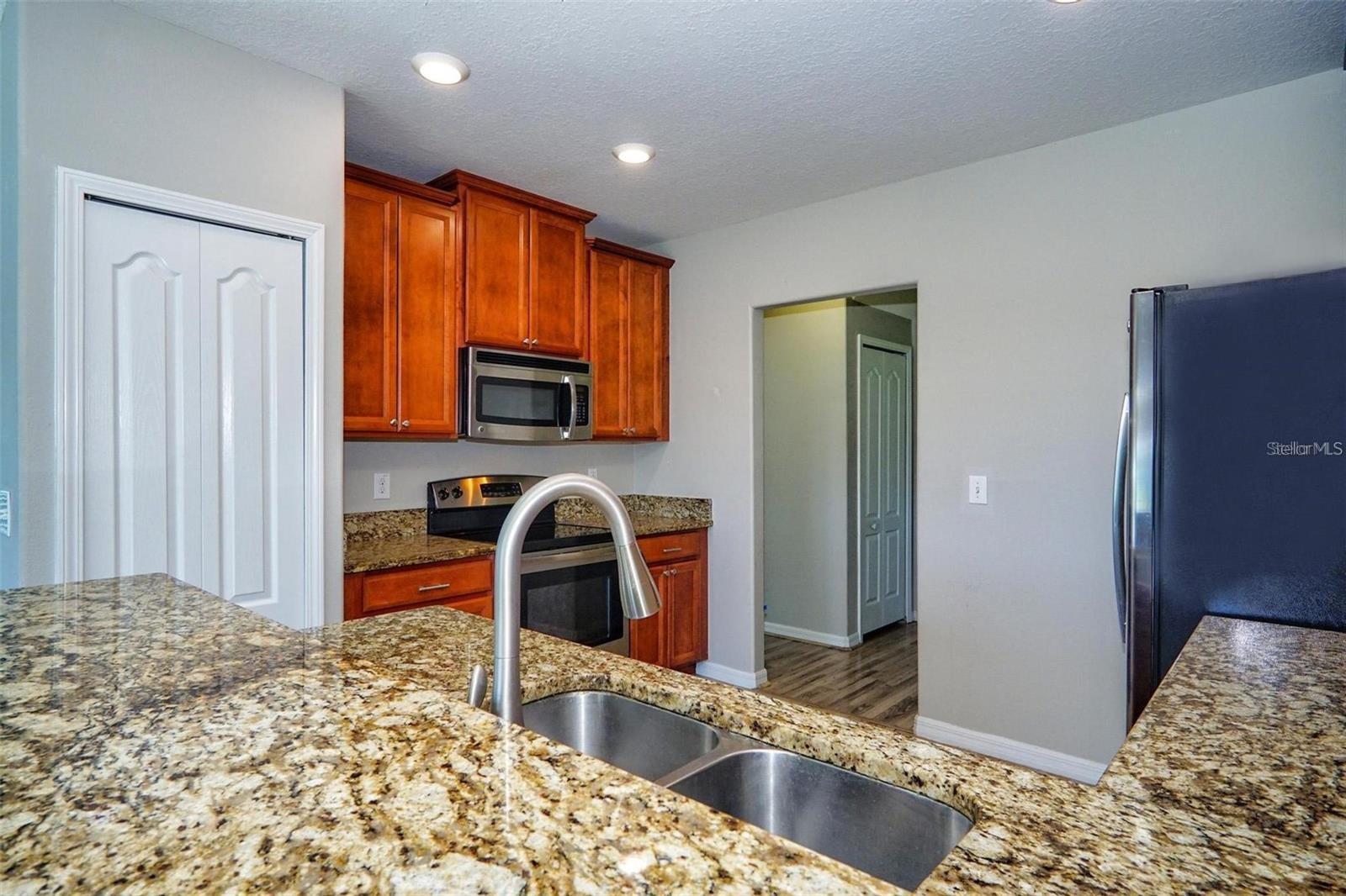 Image 3 of 15 For 1913 Hawks View Drive