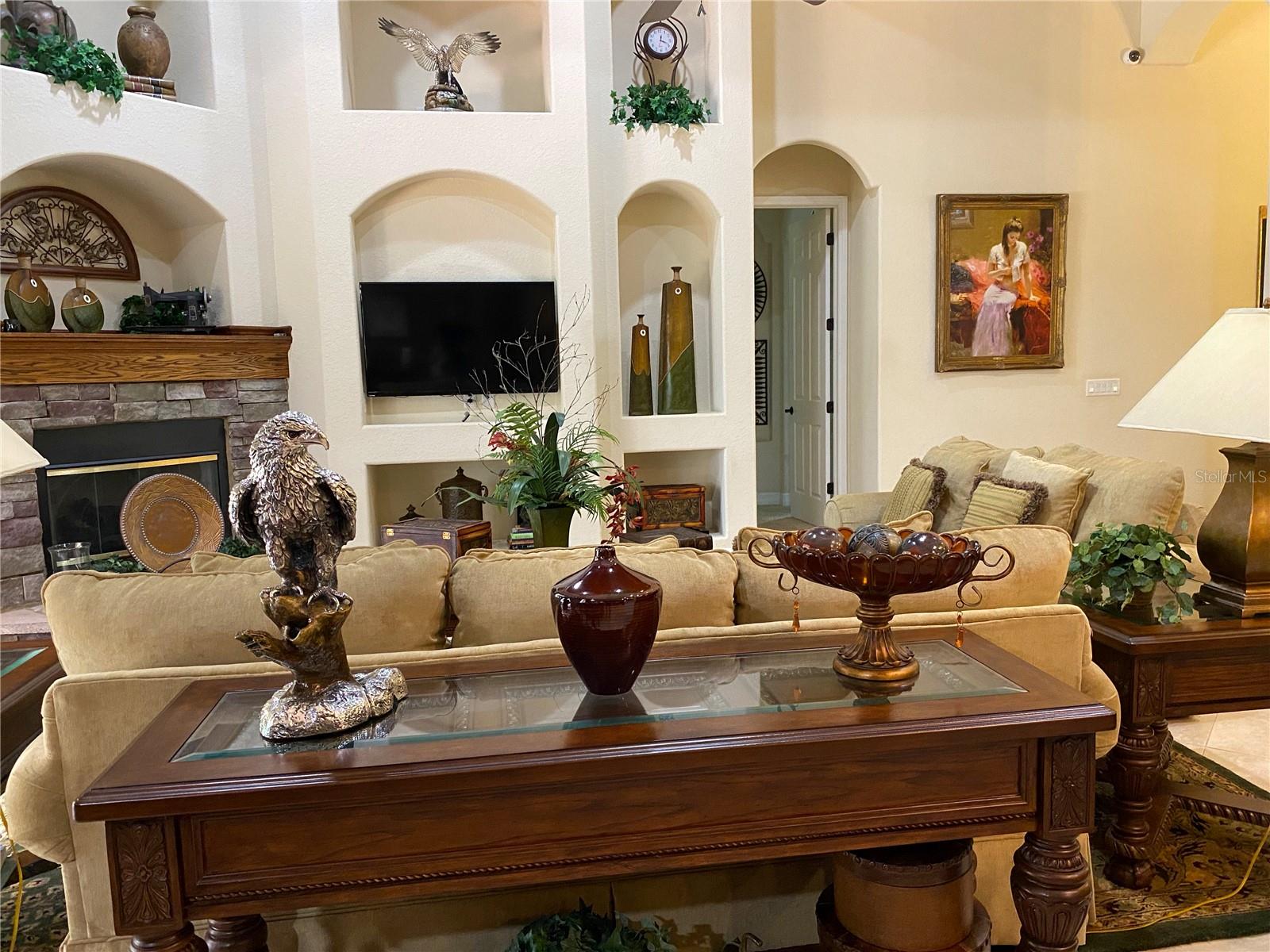 Listing photo id 30 for 21430 Draycott Way