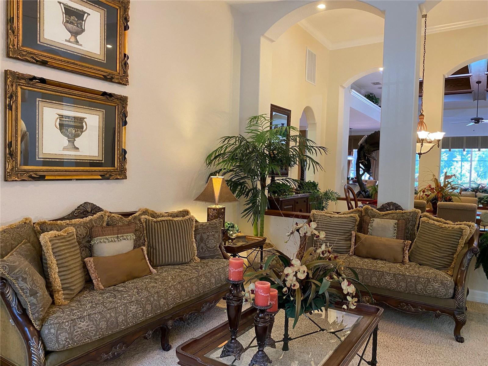 Listing photo id 36 for 21430 Draycott Way