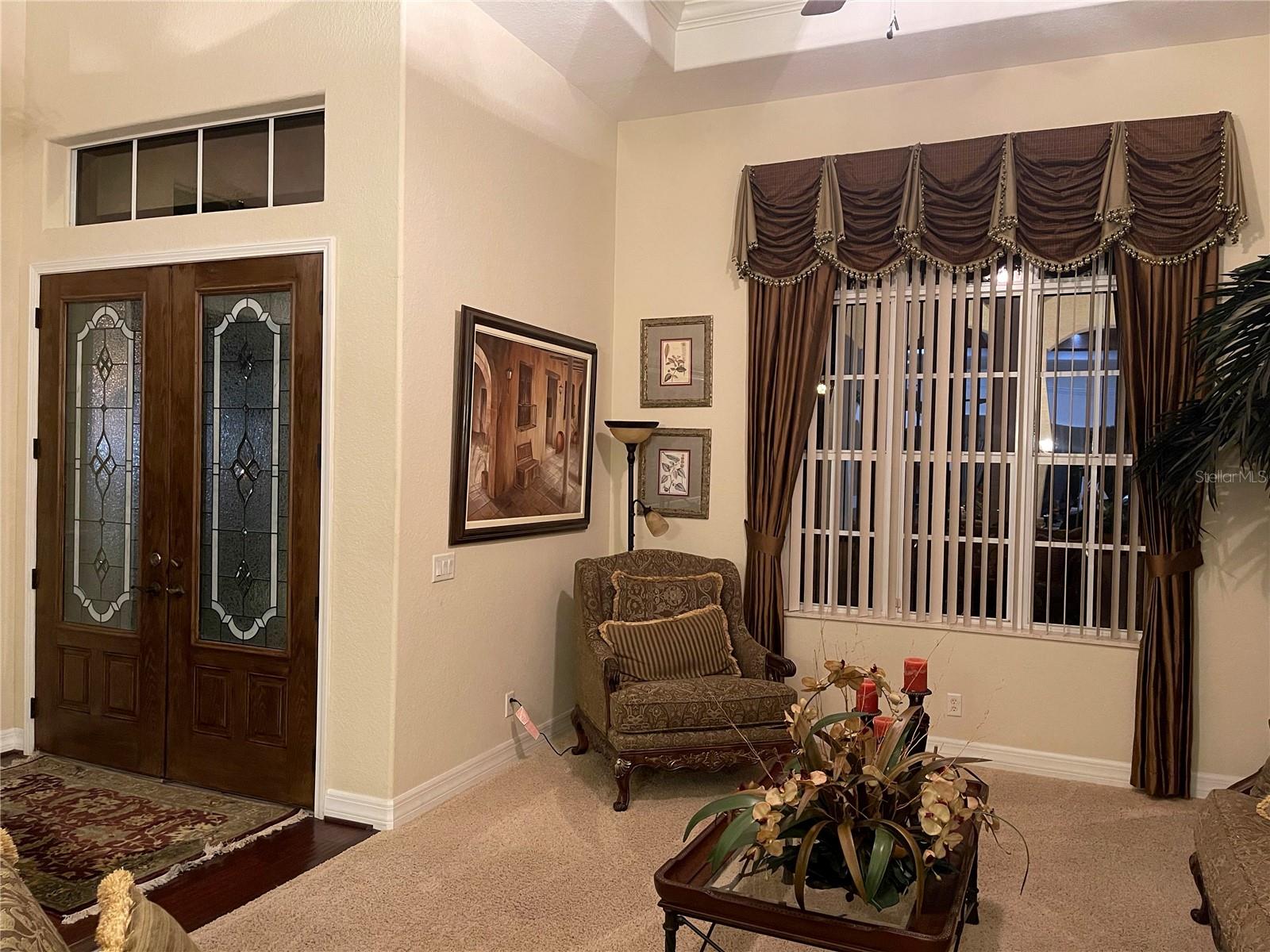 Listing photo id 39 for 21430 Draycott Way