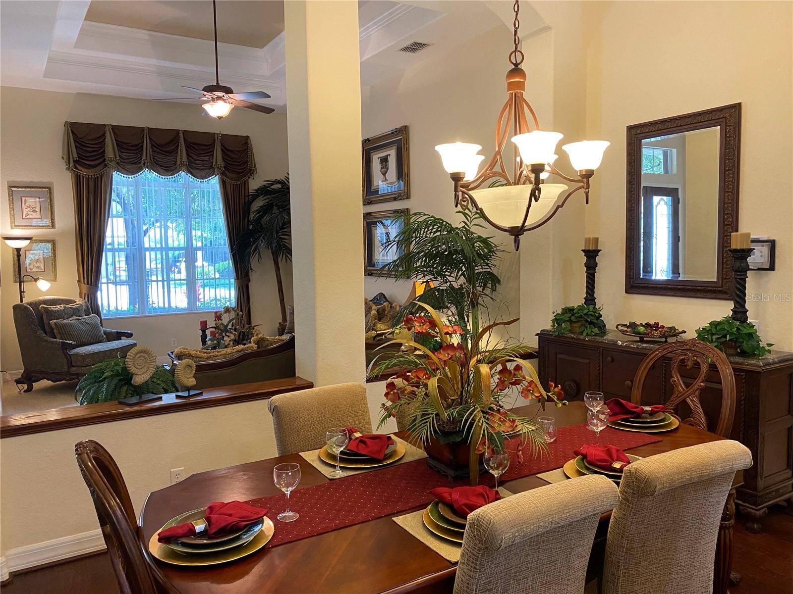 Listing photo id 41 for 21430 Draycott Way
