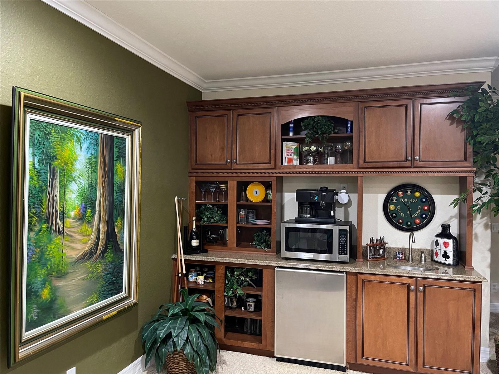 Listing photo id 61 for 21430 Draycott Way