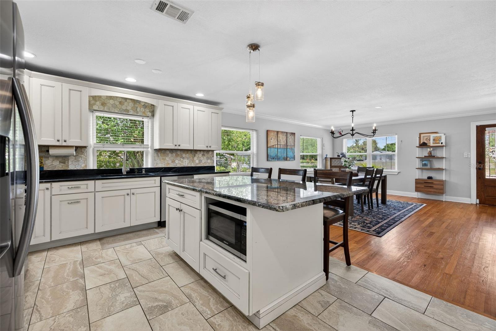 Image 13 of 40 For 3318 Ridge Avenue