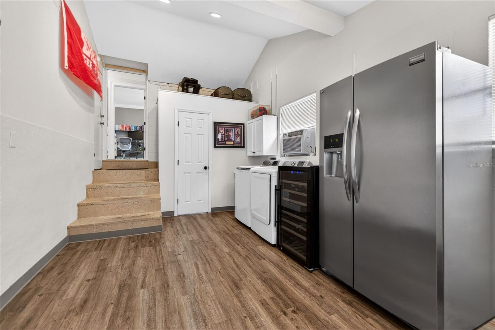 Image 24 of 40 For 3318 Ridge Avenue