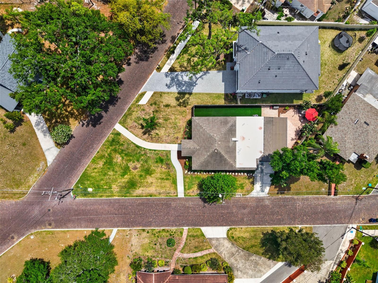 Image 37 of 40 For 3318 Ridge Avenue